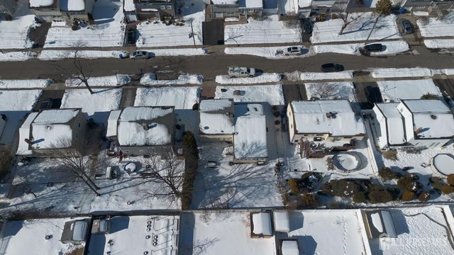 78 Roosevelt Avenue, Colonia, NJ 07067