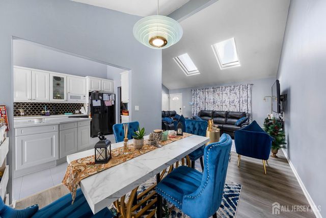 78 Roosevelt Avenue, Colonia, NJ 07067