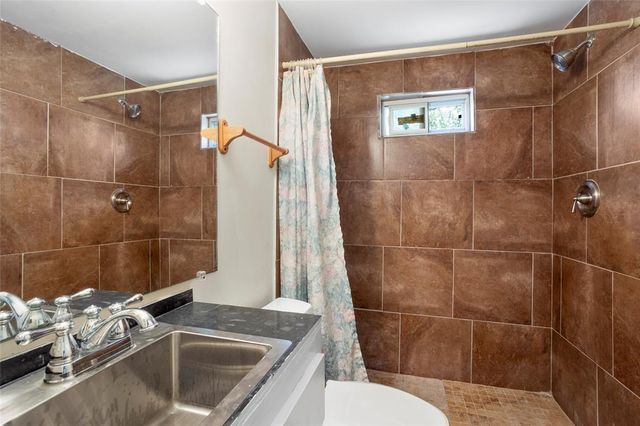 2918 46th Street, Dickinson, TX 77539