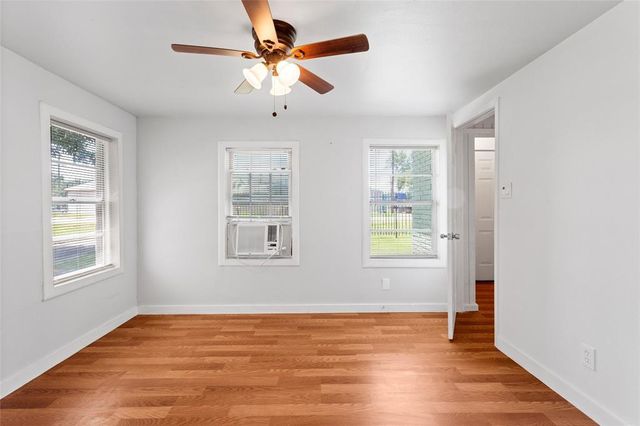2918 46th Street, Dickinson, TX 77539