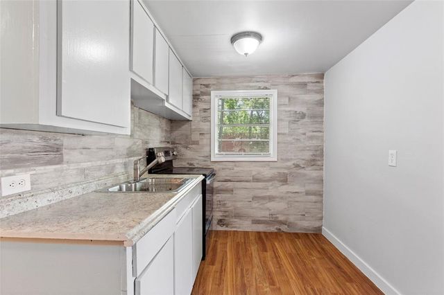 2918 46th Street, Dickinson, TX 77539