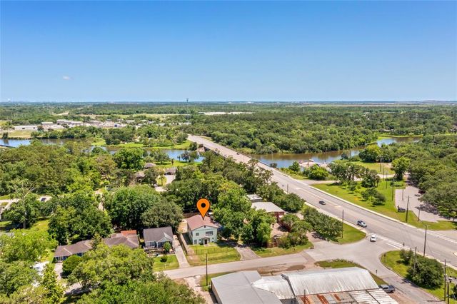 2918 46th Street, Dickinson, TX 77539