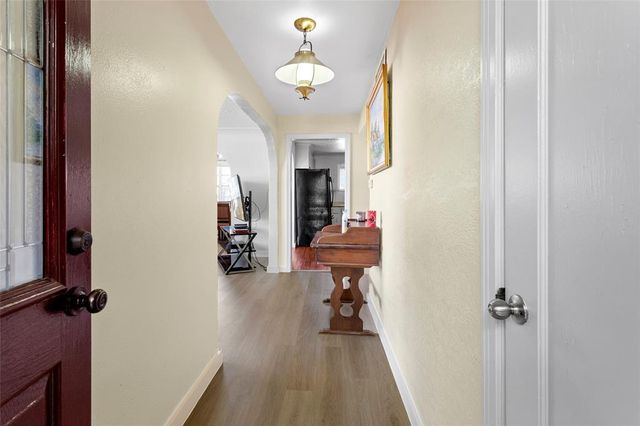 2918 46th Street, Dickinson, TX 77539