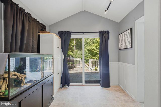 31 RADCLIFFE DR, Huntingtown, MD 20639
