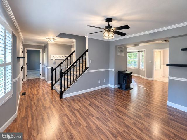31 RADCLIFFE DR, Huntingtown, MD 20639