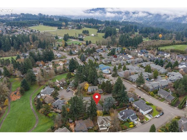 1906 SUNRAY Ct, West Linn, OR 97068