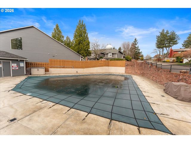 1906 SUNRAY Ct, West Linn, OR 97068