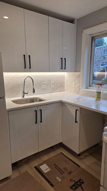 42 Lionel Ave C, Waltham, MA 02452