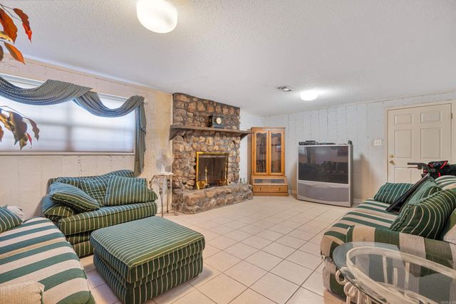 115 Village Road, Hot Springs, AR 71913