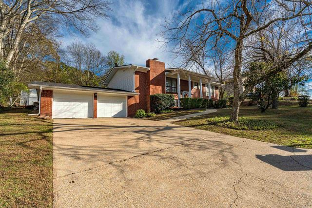 115 Village Road, Hot Springs, AR 71913