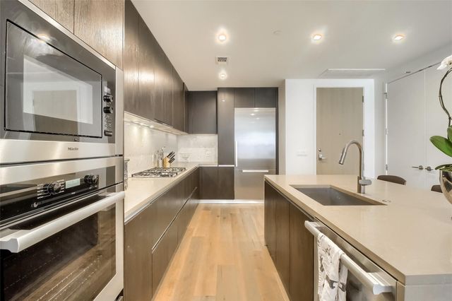 501 West Ave 1002, Austin, TX 78701