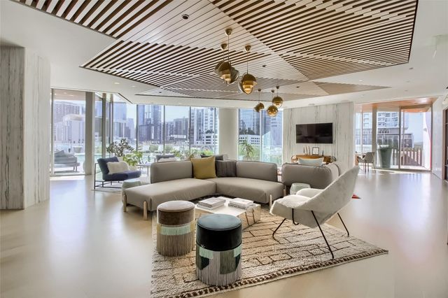 501 West Ave 1002, Austin, TX 78701
