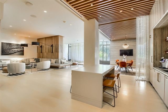 501 West Ave 1002, Austin, TX 78701