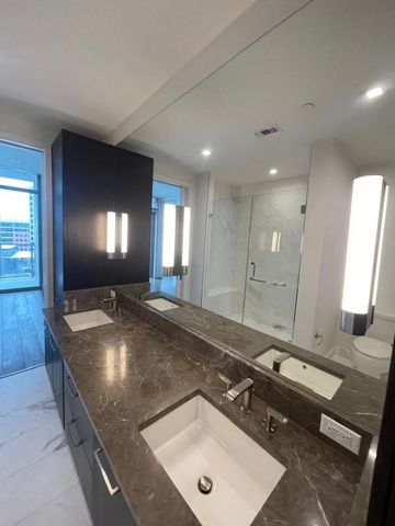 501 West Ave 1002, Austin, TX 78701