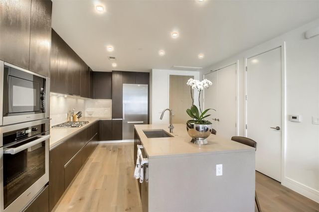 501 West Ave 1002, Austin, TX 78701