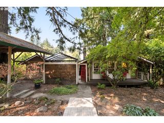 8147 Sw 40TH Ave, Portland, OR 97219