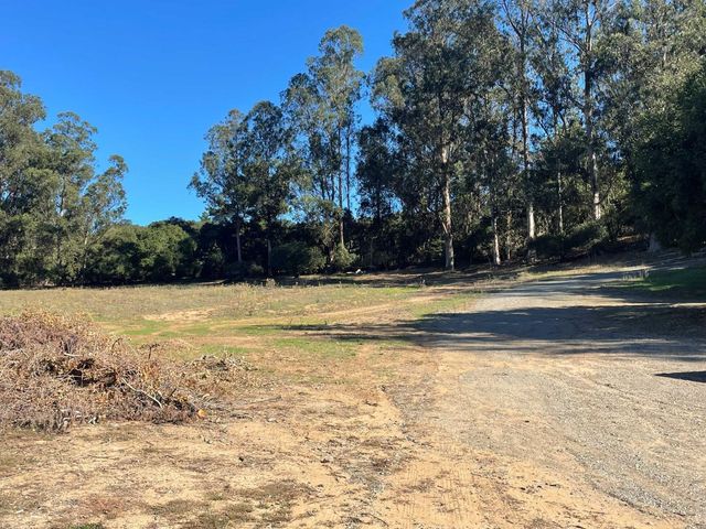 319 Echo Valley Road, Salinas, CA 93907