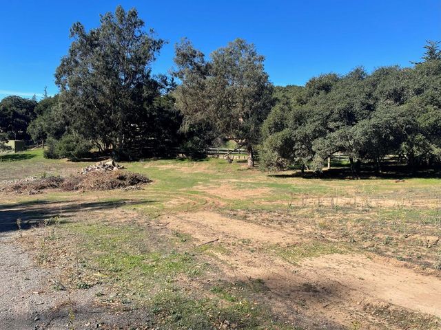 319 Echo Valley Road, Salinas, CA 93907