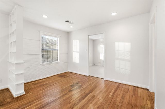 3521 Burgundy Lane, Houston, TX 77023