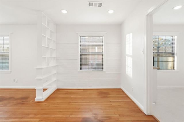 3521 Burgundy Lane, Houston, TX 77023