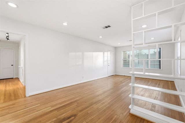 3521 Burgundy Lane, Houston, TX 77023