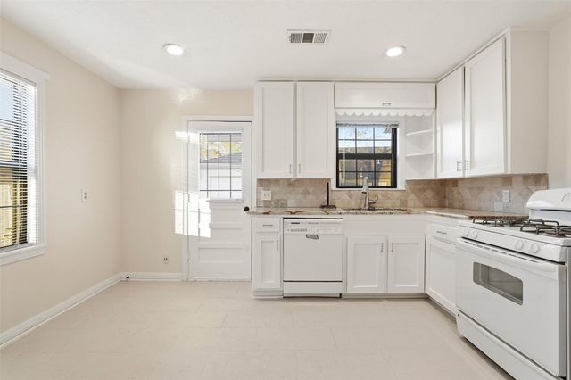 3521 Burgundy Lane, Houston, TX 77023