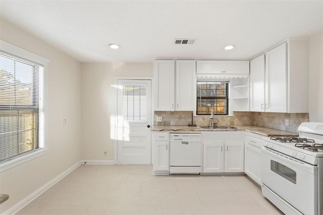 3521 Burgundy Lane, Houston, TX 77023