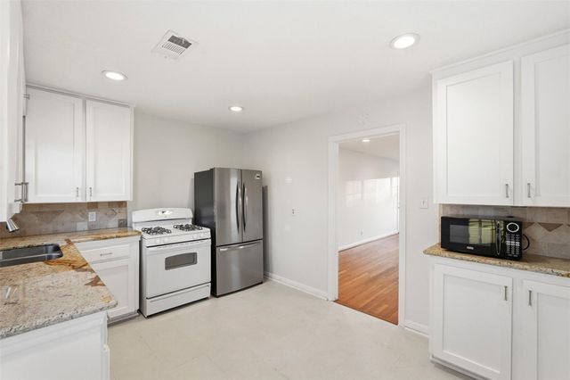 3521 Burgundy Lane, Houston, TX 77023