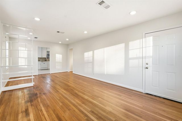 3521 Burgundy Lane, Houston, TX 77023