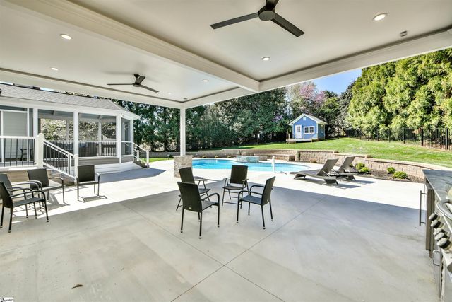 518 Spaulding Lake Drive, Greenville, SC 29615