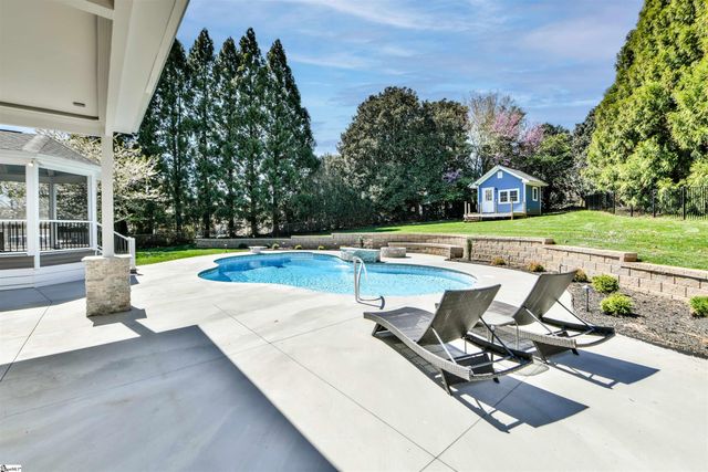 518 Spaulding Lake Drive, Greenville, SC 29615