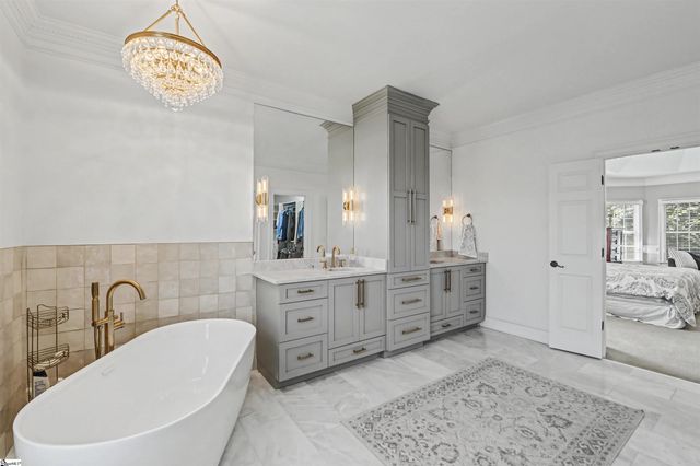 518 Spaulding Lake Drive, Greenville, SC 29615