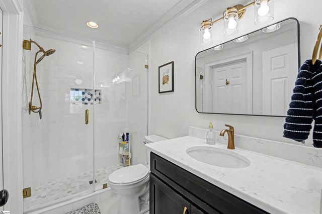 518 Spaulding Lake Drive, Greenville, SC 29615