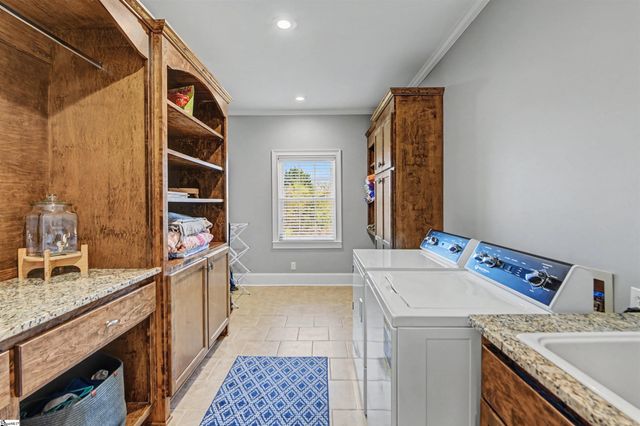 518 Spaulding Lake Drive, Greenville, SC 29615