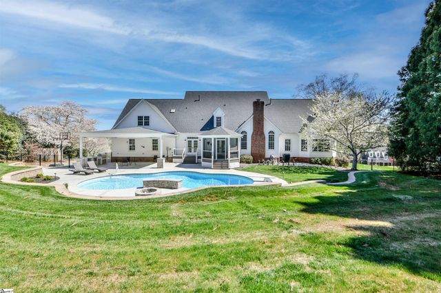 518 Spaulding Lake Drive, Greenville, SC 29615