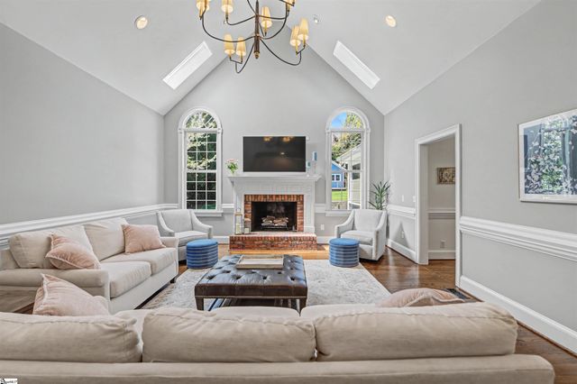 518 Spaulding Lake Drive, Greenville, SC 29615