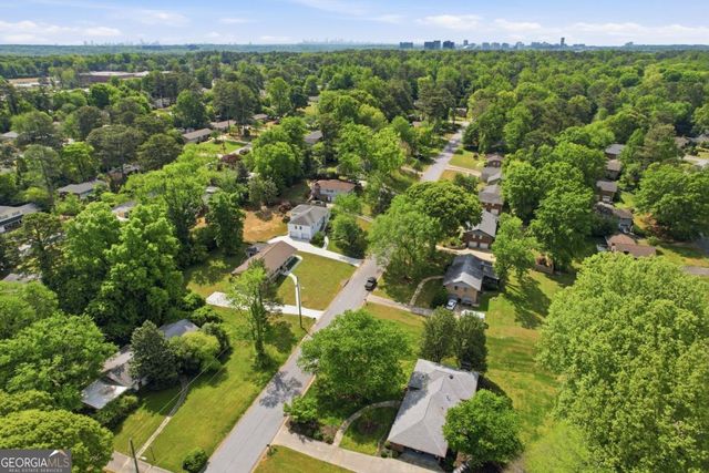 663 Foxcroft Circle SE, Marietta, GA 30067