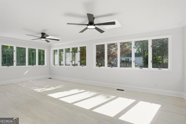 663 Foxcroft Circle SE, Marietta, GA 30067