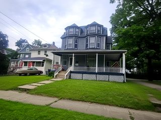 723 N COUNTY Street, Waukegan, IL 60085