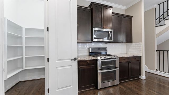 922 W 20th Street A, Houston, TX 77008