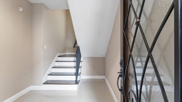 922 W 20th Street A, Houston, TX 77008