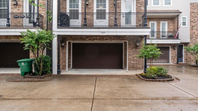 922 W 20th Street A, Houston, TX 77008