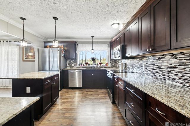 48070 Rogers A Rd, St Amant, LA 70774