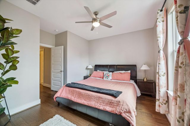 920 W 25th Street C, Houston, TX 77008