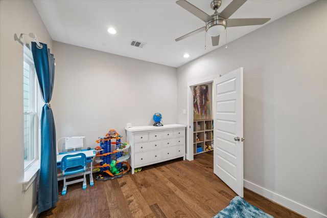 920 W 25th Street C, Houston, TX 77008