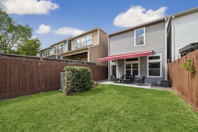 920 W 25th Street C, Houston, TX 77008