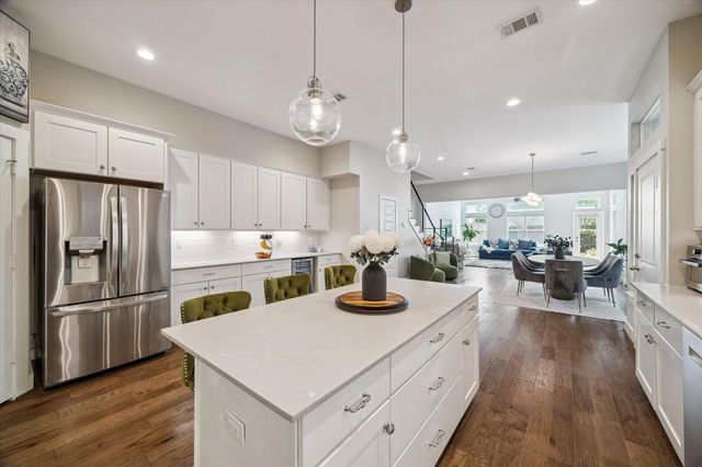 920 W 25th Street C, Houston, TX 77008