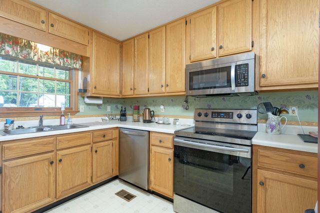 246 Howell Drive, Spring City, TN 37381