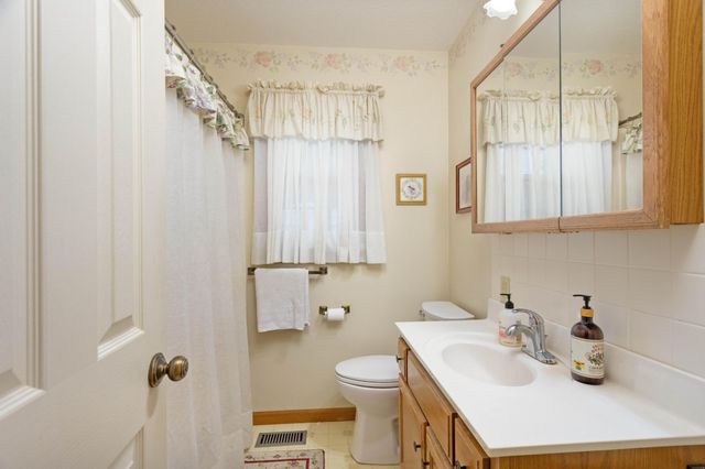 246 Howell Drive, Spring City, TN 37381
