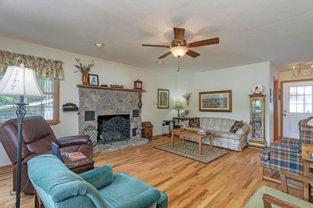 246 Howell Drive, Spring City, TN 37381